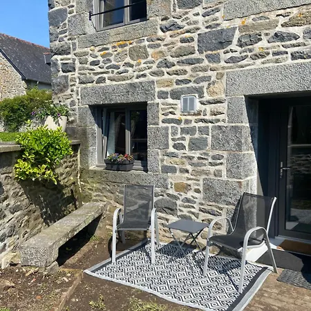 Charmante Maison Bretonne En Pierre בית נופש Langourla